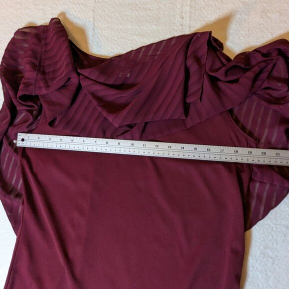 Theo & b burgundy tank with silky/swingy over layer, size XL - Picture 6 of 10